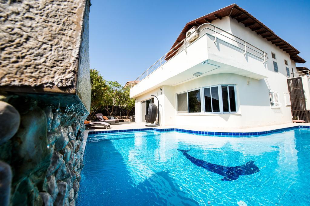 Villa Topaz *